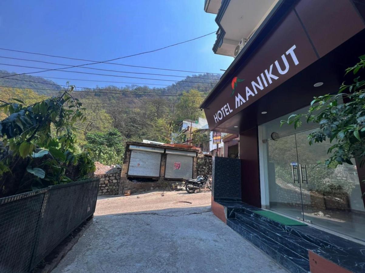 Hotel Manikut Rishikesh Exterior photo