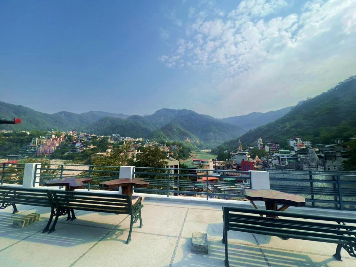 Hotel Manikut Rishikesh Exterior photo